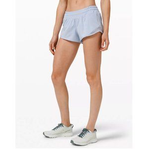 Lululemon, sz 6, Hotty Hot Low-Rise Lined Short 2.5", White